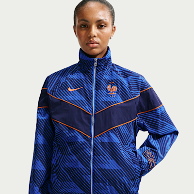 FFF Windrunner Women's Nike Soccer UV Woven Jacket. Nike.com